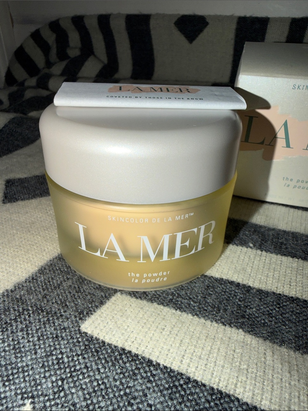 La Mer The Powder-05 Translucent - Picture 2 of 5